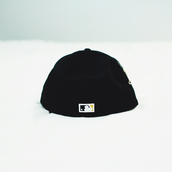 New Era Pittsburgh Pirated 7 1/4 fitted - Picture 4 of 5